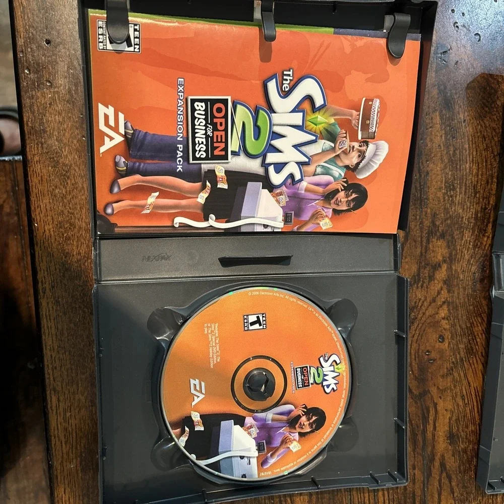 The Sims 2 Expansion Pack Lot University & Open For Business PC Game 2006